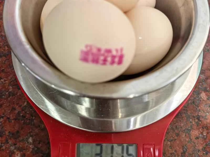 How to make pure milk hand-torn toast: Step 1