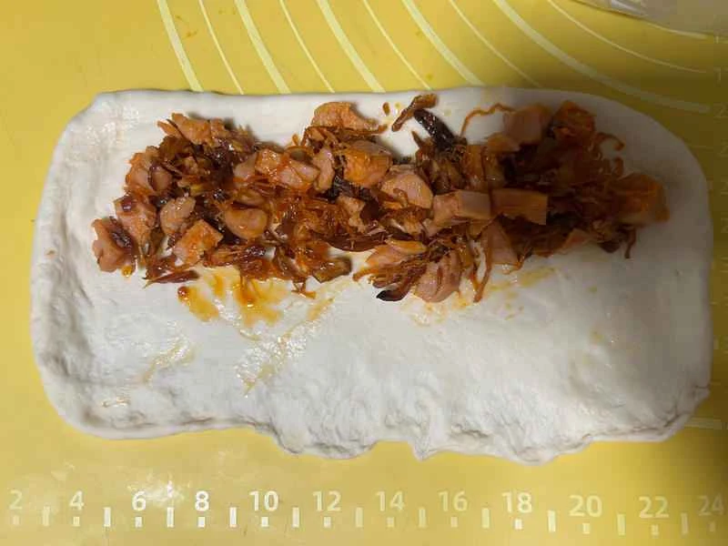 How to make pure milk hand-torn toast: Step 1