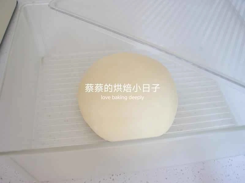 How to make pure milk hand-torn toast: Step 1