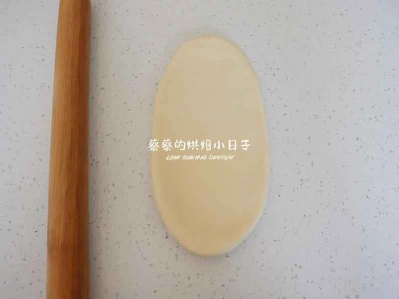 How to make pure milk hand-torn toast: Step 1