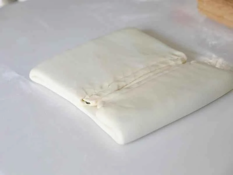 How to make pure milk hand-torn toast: Step 1