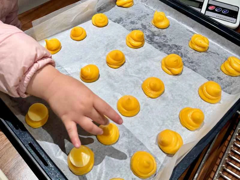 How to make pure milk hand-torn toast: Step 1