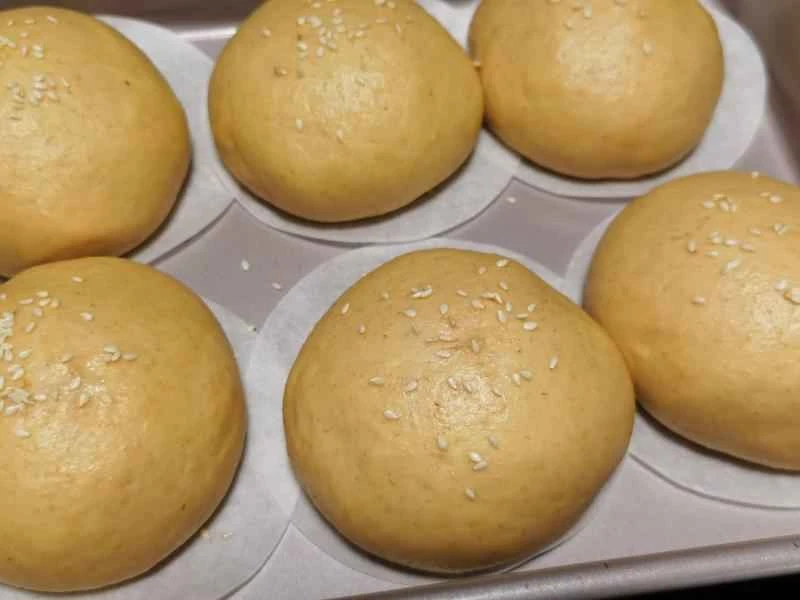 How to make pure milk hand-torn toast: Step 1