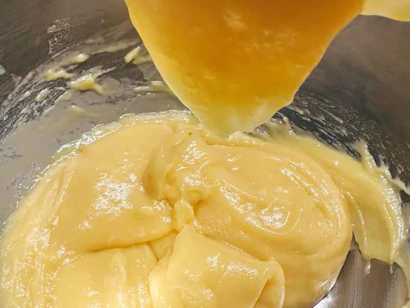 How to make pure milk hand-torn toast: Step 1