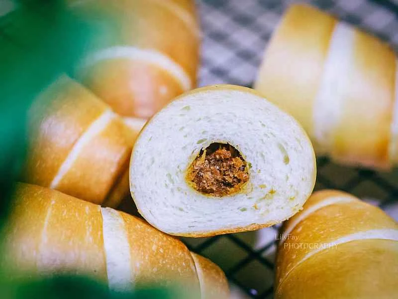 How to make pure milk hand-torn toast: Step 1