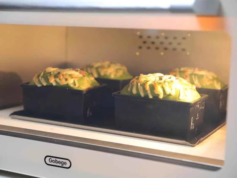 How to make pure milk hand-torn toast: Step 1