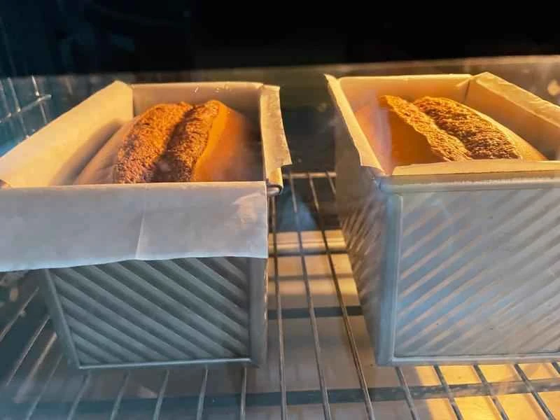 How to make pure milk hand-torn toast: Step 1