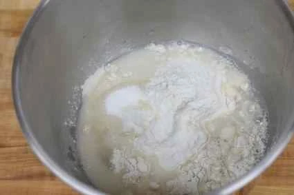 How to make pure milk hand-torn toast: Step 1