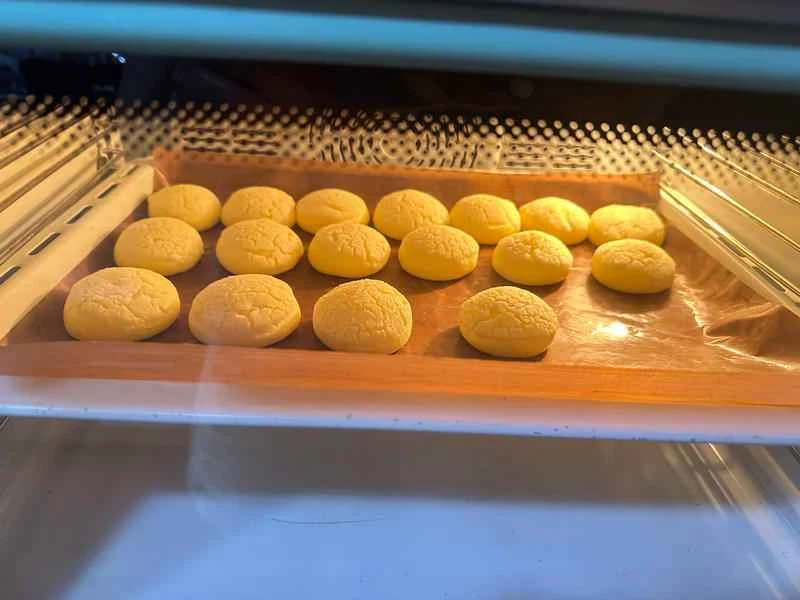 How to make pure milk hand-torn toast: Step 1