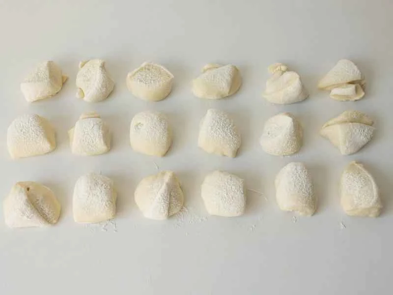 How to make pure milk hand-torn toast: Step 1