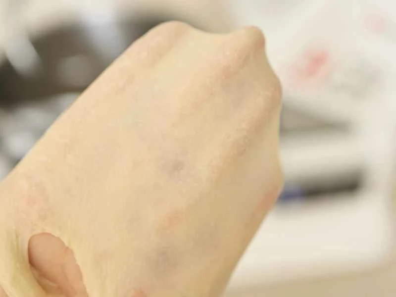 How to make pure milk hand-torn toast: Step 1