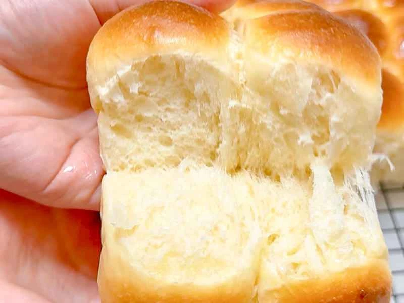 How to make pure milk hand-torn toast: Step 1