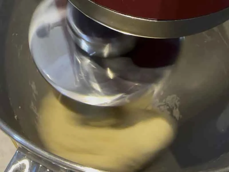 How to make pure milk hand-torn toast: Step 1