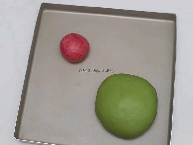 How to make pure milk hand-torn toast: Step 1