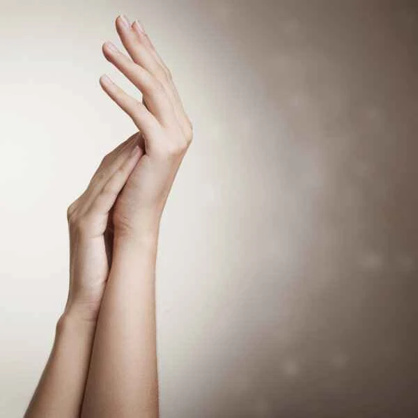 How to remove scars on hands