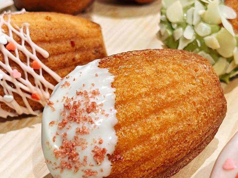 How to make pure milk hand-torn toast: Step 1