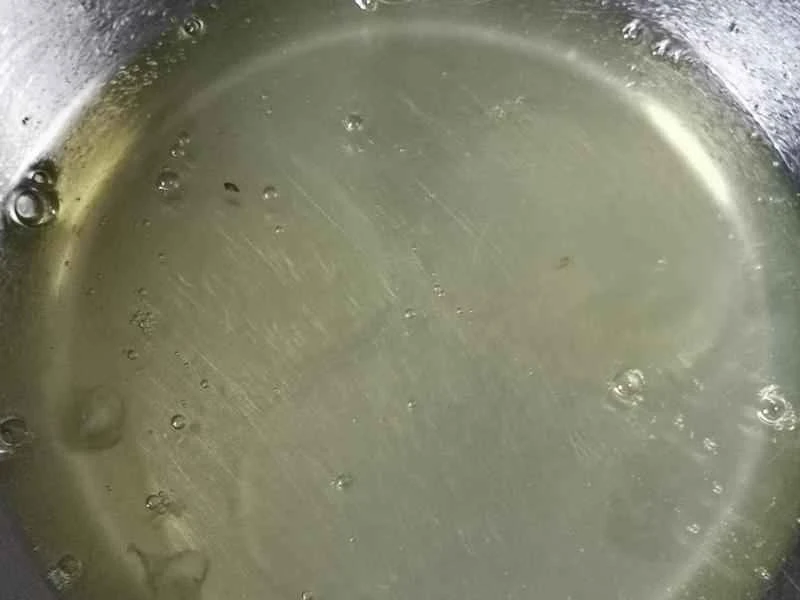 How to make pure milk hand-torn toast: Step 1