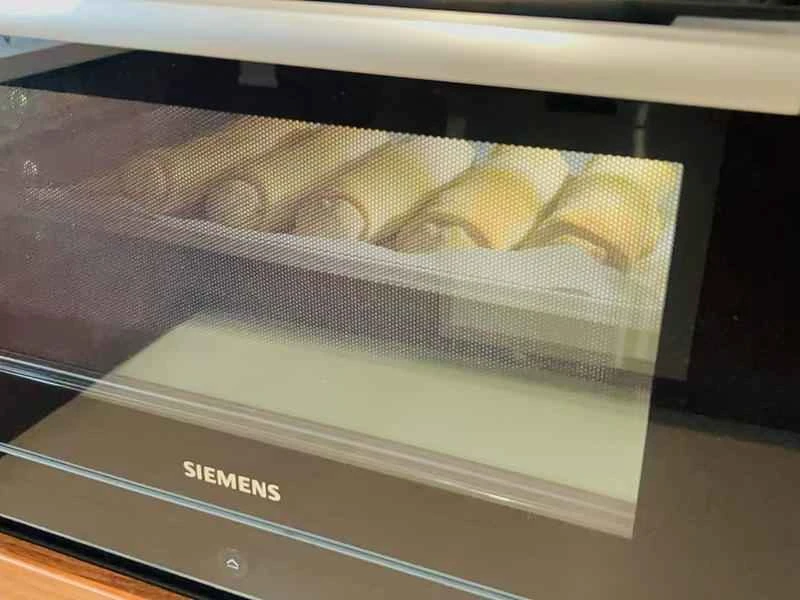 How to make pure milk hand-torn toast: Step 1