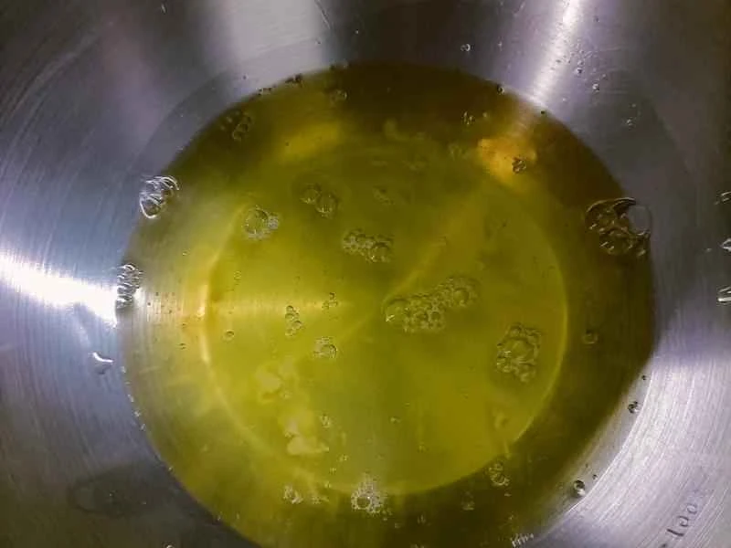 How to make pure milk hand-torn toast: Step 1