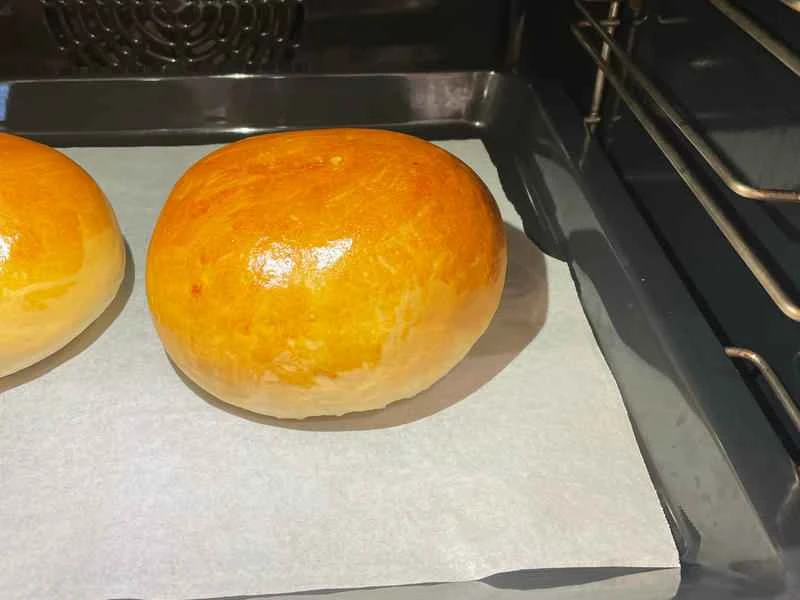 How to make pure milk hand-torn toast: Step 1