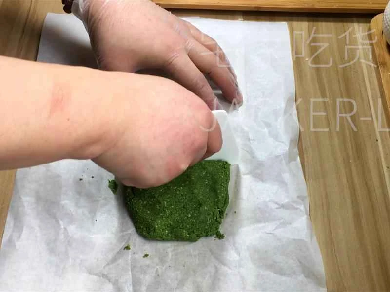 How to make pure milk hand-torn toast: Step 1