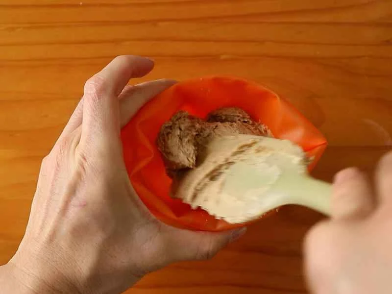 How to make pure milk hand-torn toast: Step 1