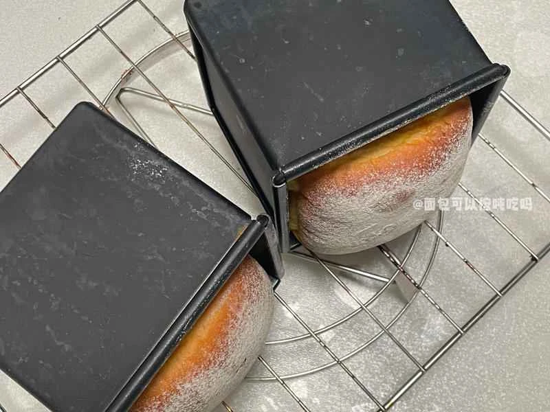 How to make pure milk hand-torn toast: Step 1