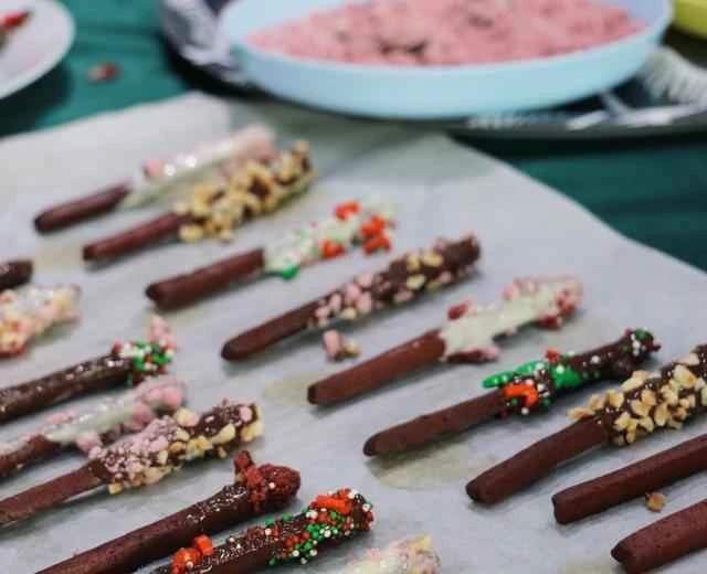 100 Baking Projects [039] Recipe for Red Velvet Chocolate Bars