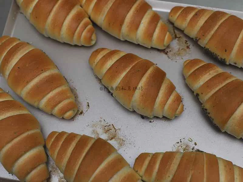 How to make pure milk hand-torn toast: Step 1