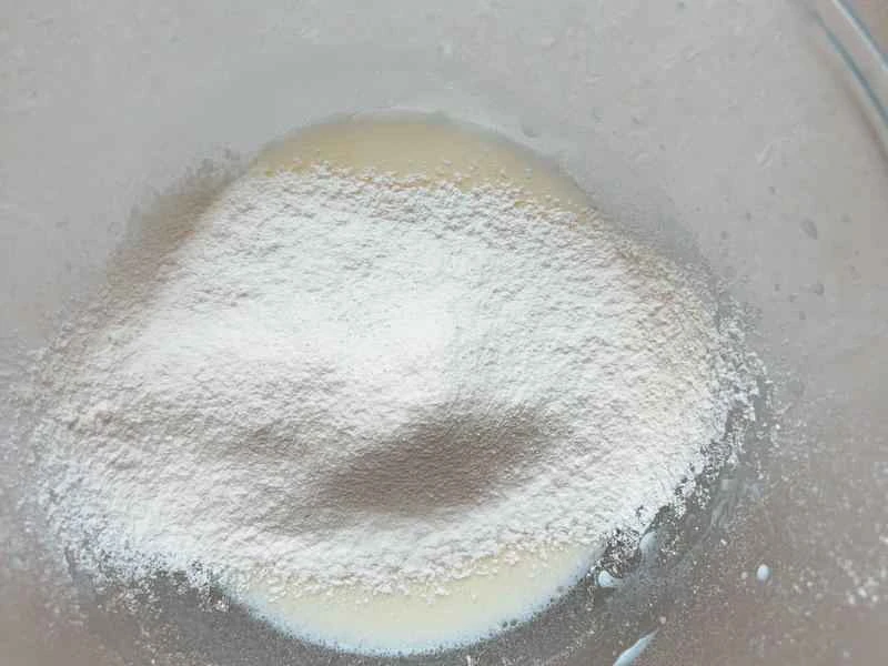 How to make pure milk hand-torn toast: Step 1