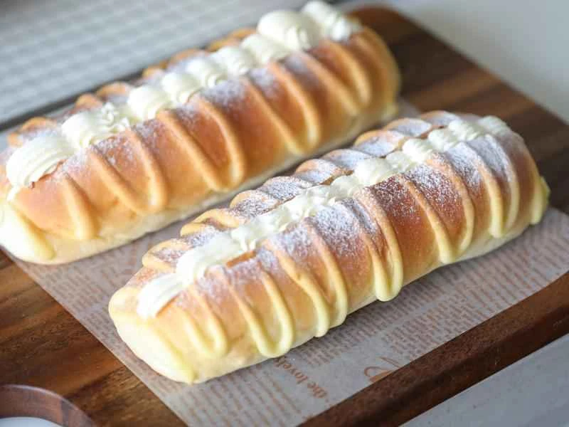 How to make pure milk hand-torn toast: Step 1