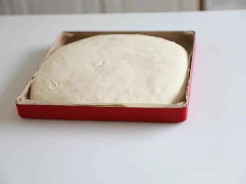 How to make pure milk hand-torn toast: Step 1