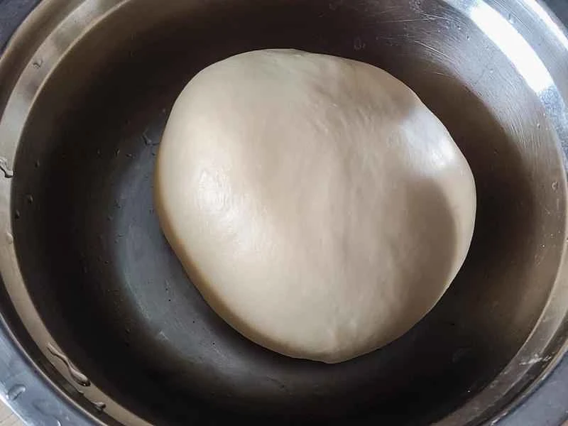 How to make pure milk hand-torn toast: Step 1