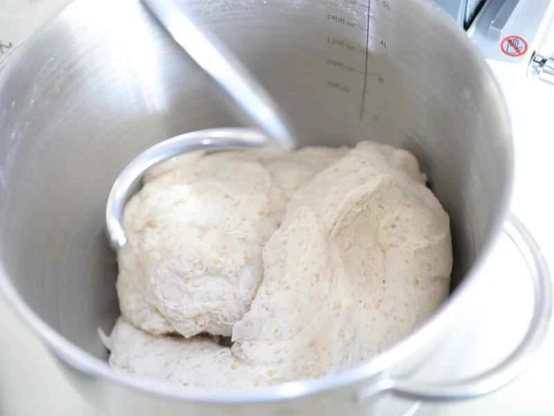 How to make pure milk hand-torn toast: Step 1