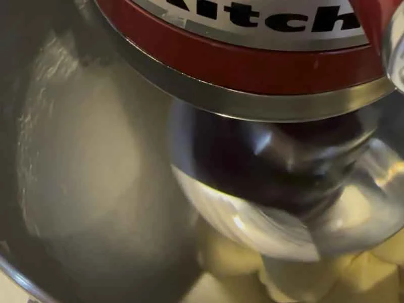 How to make pure milk hand-torn toast: Step 1