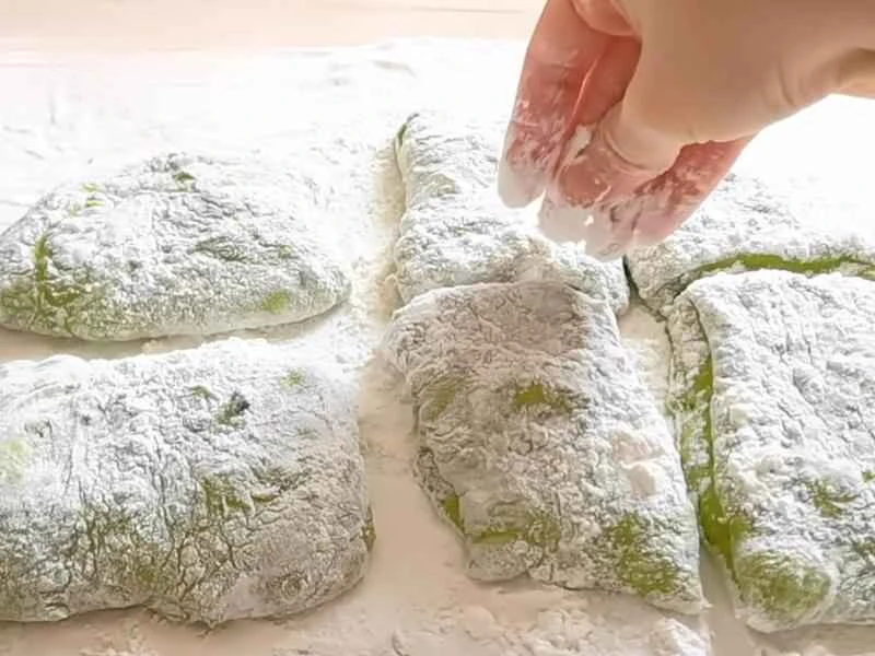 How to make pure milk hand-torn toast: Step 1