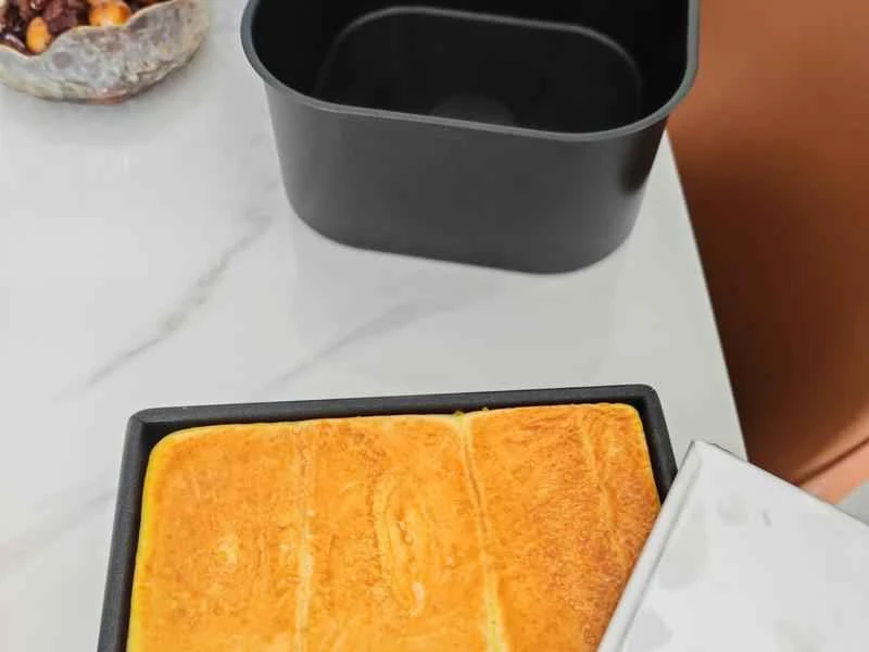 How to make pure milk hand-torn toast: Step 1