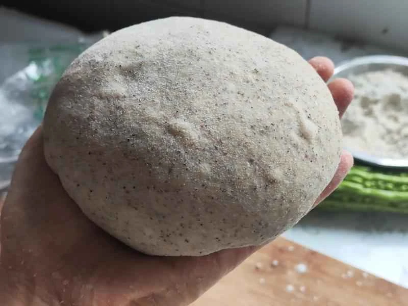 How to make pure milk hand-torn toast: Step 1